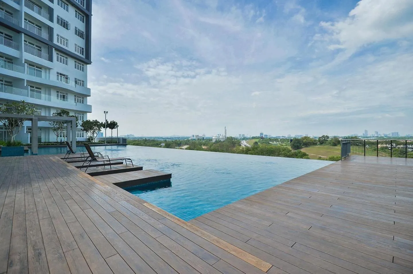 Centra Residence Holiday Family Jchome By Mwm Johor Bahru Apartment